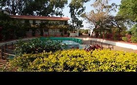 Hotel Girija Resort Mahabaleshwar